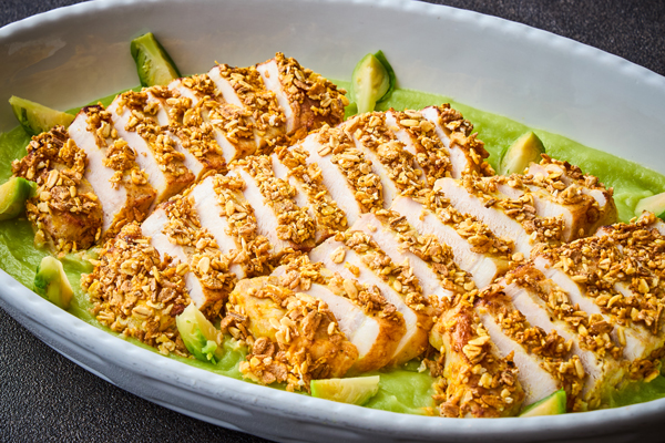 「白河高原清流豚の低温調理ロースト 福島県産春キャベツのヴェルッタータ」＜期間：2026年4月6日～4月26日＞【福島の伝統料理＆名物グルメが勢ぞろい！ホテルメトロポリタンで「産地と技の饗宴 ふくしまフェア」開催！】