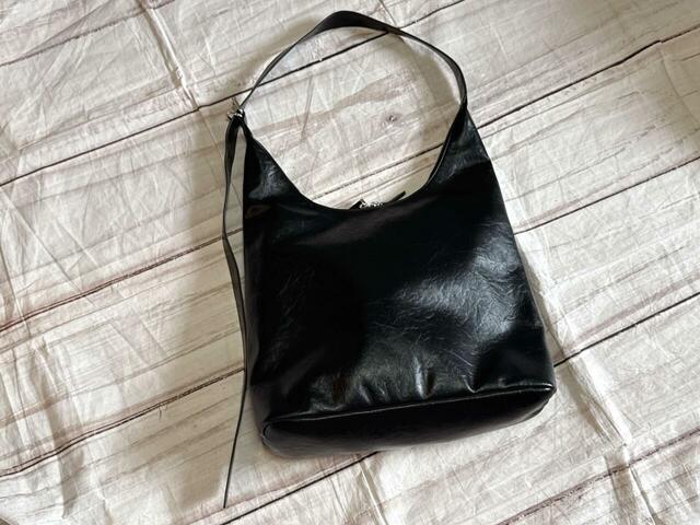 外出先で仕事をする際の荷物を入れてみました！