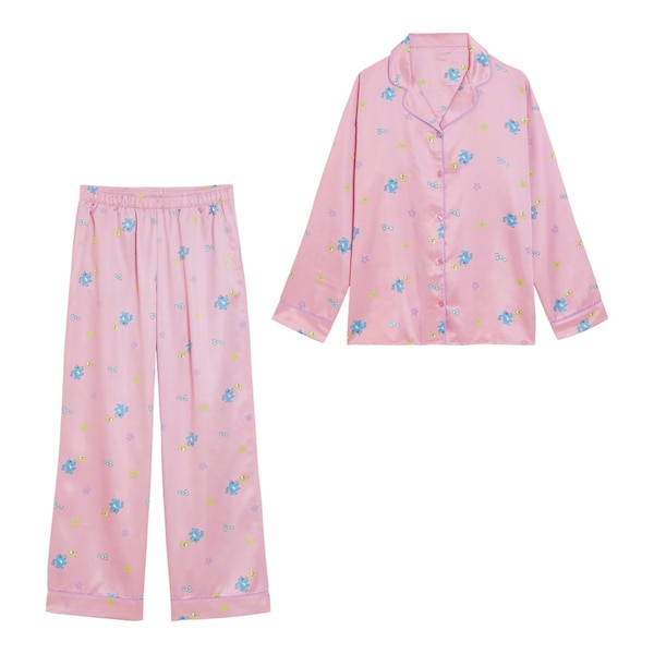 サテンパジャマ(長袖)PIXAR 2,490円