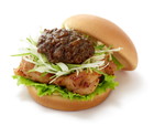 じゃじゃ味噌チキンバーガー　シャキシャキねぎのせ