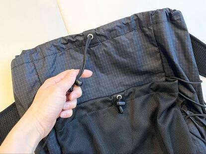 無印良品の「超軽量新作リュック」出た！荷物を4キロ入れてもめちゃ 