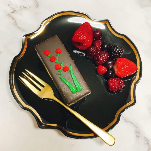 【Francfranc】ラフィネ プレート S ブラック／税込800円