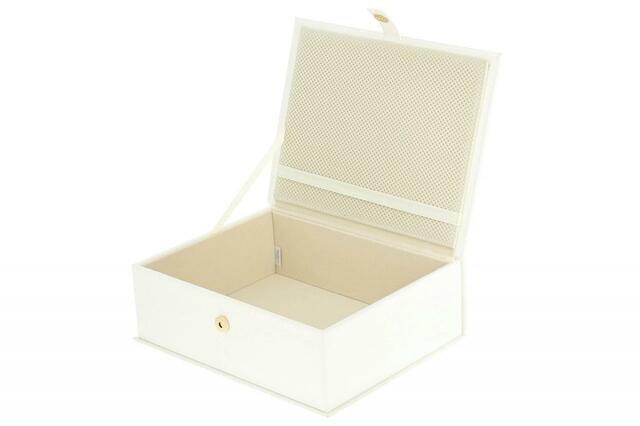 小物入れ 7,000円｜東京ディズニーリゾート40周年“ドリームゴーラウンド”グランドフィナーレ スペシャルグッズ｜発売日：2024年1月23日（火）｜販売店舗：東京ディズニーランド「グランドエンポーリアム」、東京ディズニーシー「エンポーリオ」