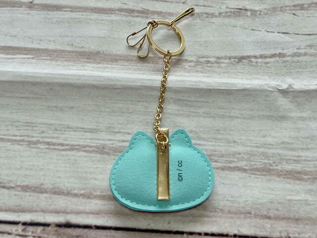 【しまむら：レディース　バッグクリップ（ちいかわ）】バッグの外ポケットや内ポケットに挟むのがおすすめ