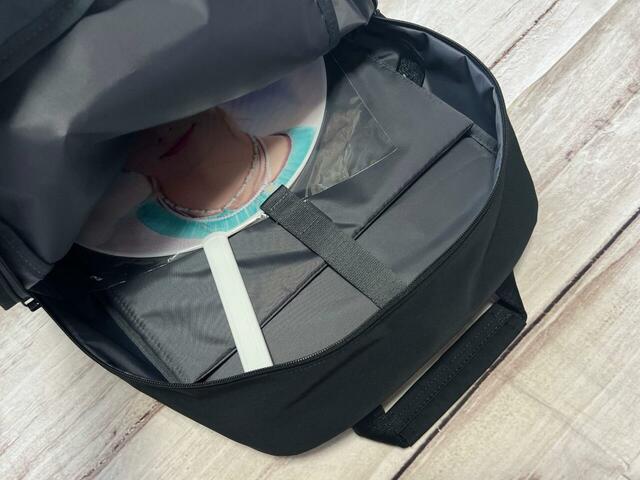 応援うちわも収納可能なため、推し活のときにもおすすめ！