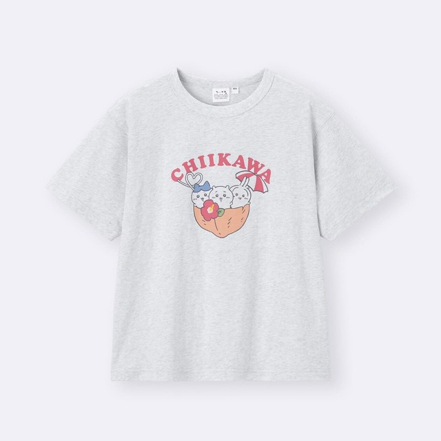 【ちいかわ×GU】「グラフィックT CHIIKAWA」1,290円/夏を楽しむちいかわたちが描かれたTシャツ