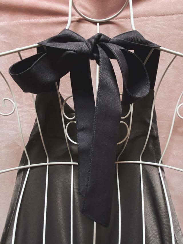 【ニトリ　デコホーム】首元のリボンで着丈のサイズ調節可能