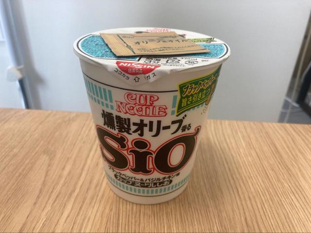 【日清カップヌードル「しお」】さわやかな見た目