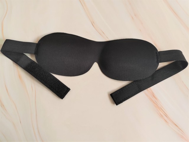 【ダイソー】立体型クッションアイマスク