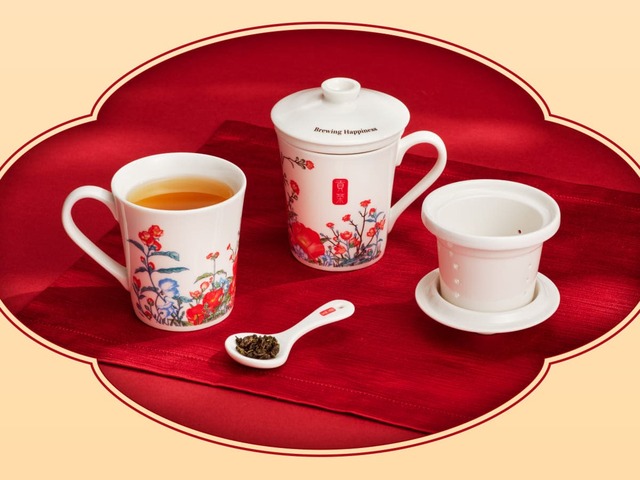 【ゴンチャ「Gong cha ORIGINAL HAPPINESS BAG 2025」】「皇帝ティーセット」オフィシャルイメージ