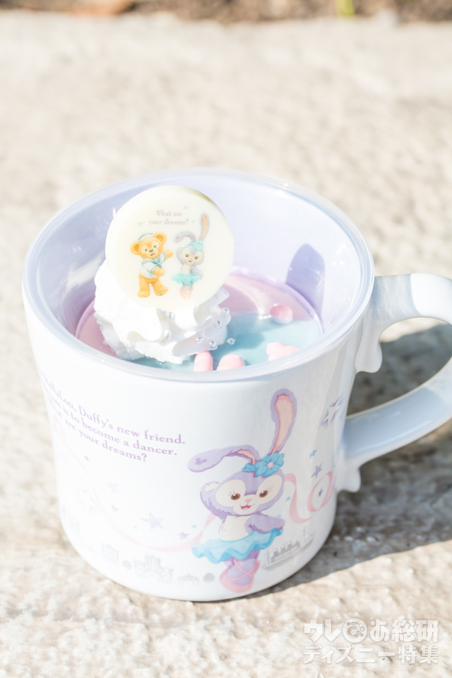 ストロベリームース、スーベニアカップ付き｜東京ディズニーシー