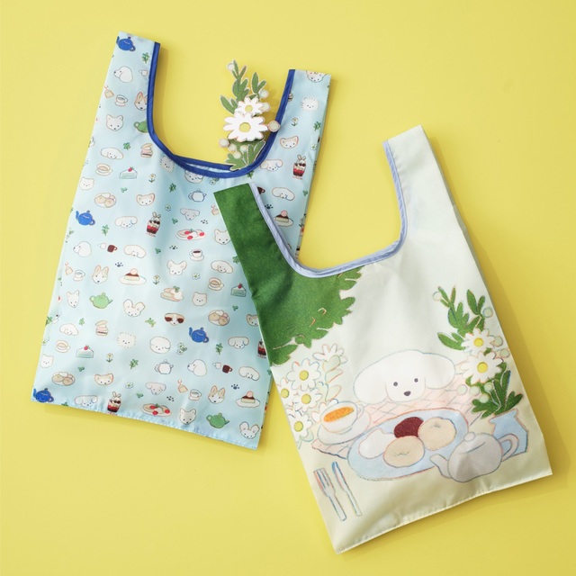 ポケッタブルバッグ(総柄/TEA) 各￥2,200