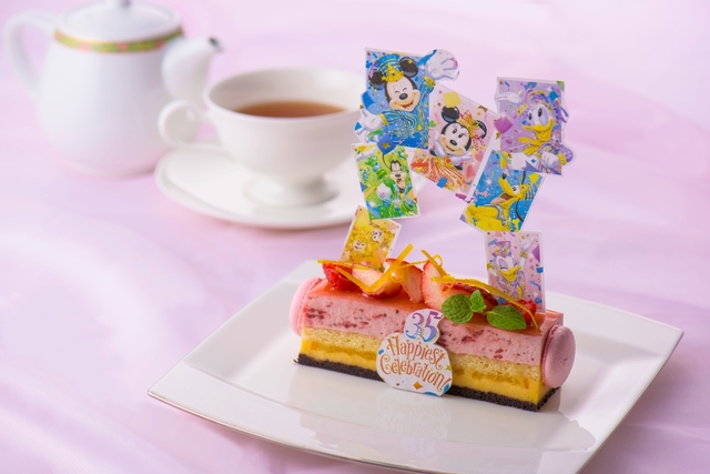 ハイピリオン・ラウンジ「Tokyo Disney Resort 35th “Happiest Celebration!”ケーキセット」