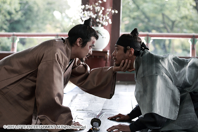 『背徳の王宮』©2015 LOTTE ENTERTAINMENT All Rights Reserved. 