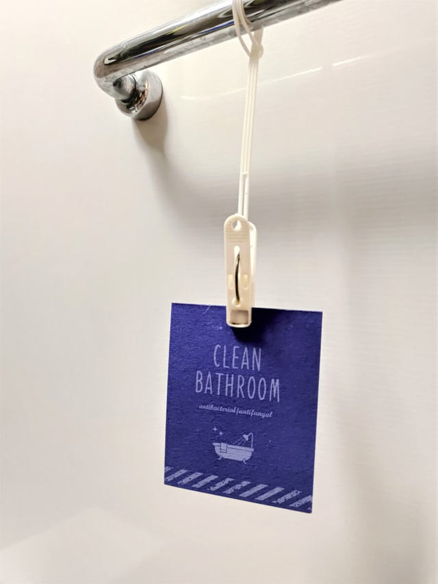 【キャンドゥ】浴室用抗菌防カビシート／吊るすだけでカンタン！