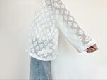 【niko and … レースジャガードプルオーバー】全体的にゆとりのあるデザインで、リラクシーに着られるのが嬉しい!