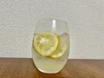 【ノンアルレモンサワー 作り方】砂糖にしっかり浸かってるレモンはそのまま食べても美味しいです