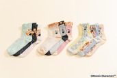 【ムーミン「リトルミイフェア」シリーズ】「ロークルーソックス」各660円／やわらかな履き心地のロークルー丈のソックス　※2026年2月上旬発売予定