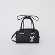 【PEANUTS×FURLA】「フルラ ポピー ミニ ドーム」¥49,500(税込み)、W21 x H11 x D7cm(全4色)