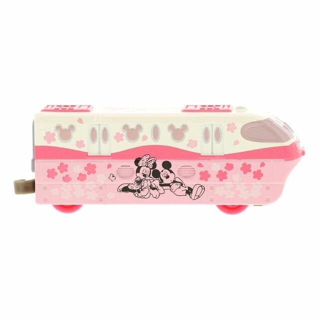 ディズニー・ビークル・コレクション〈トミカ〉 1,500円｜サイズ：縦約8×横約2×高さ約3cm｜東京ディズニーリゾート「サクラ」モチーフグッズ｜販売店舗：東京ディズニーランド「ギャグファクトリー/ファイブ・アンド・ダイム」、東京ディズニーシー「ベッラ・ミンニ・コレクション」｜発売日：2023年2月2日（木）