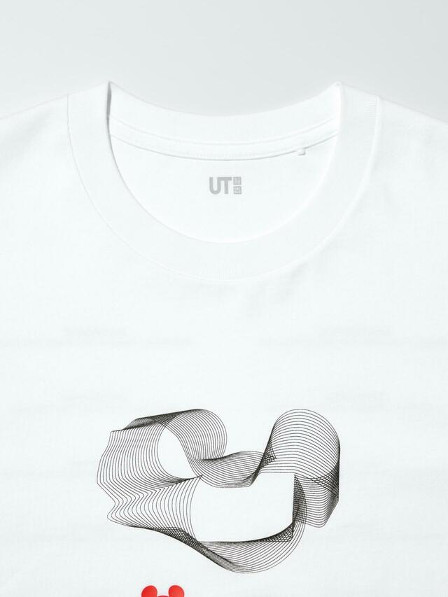 ユニクロ ディズニー×F1 UTグラフィックTシャツ 1,990円