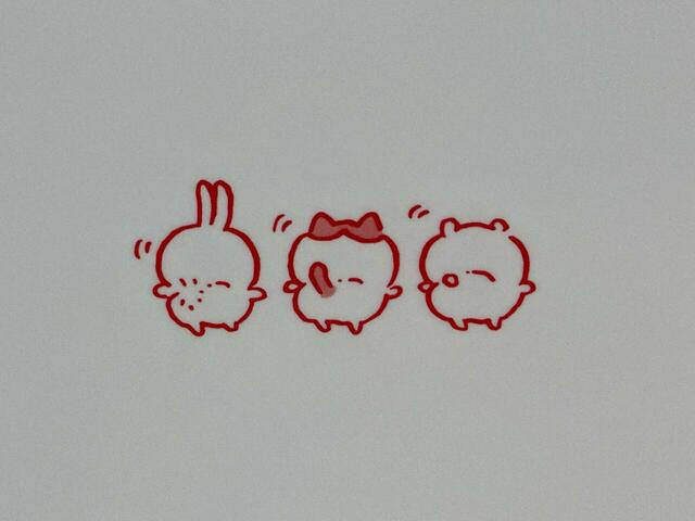 ちいハチうさのプリプリの後ろ姿、かわいすぎませんか…？！