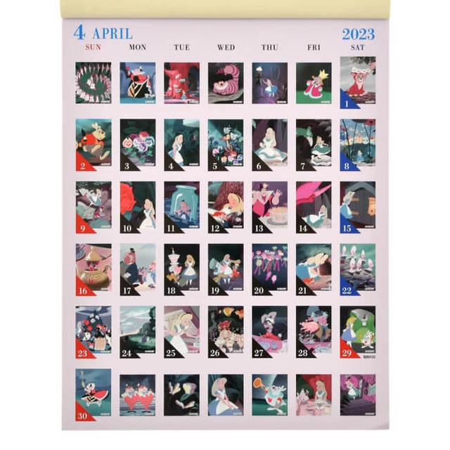 ディズニーキャラクター 壁掛けカレンダー シール 2023 CALENDARS & ORGANIZERS 3,080円