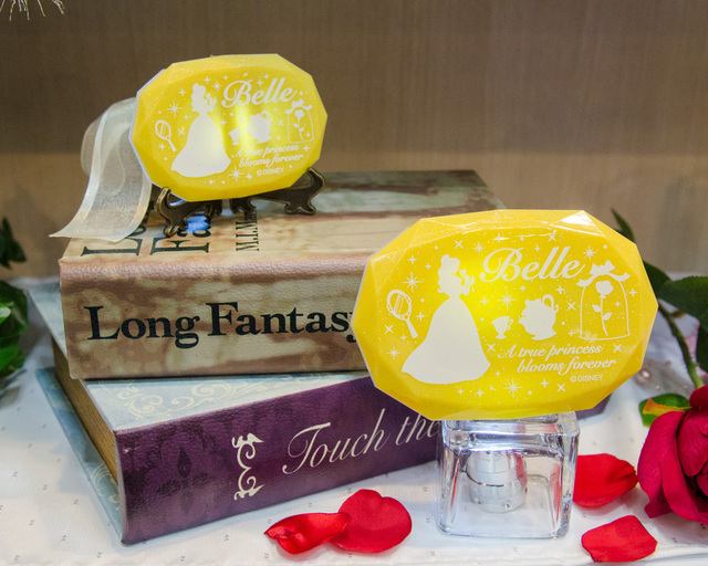 ウェットティッシュふた（ベル）