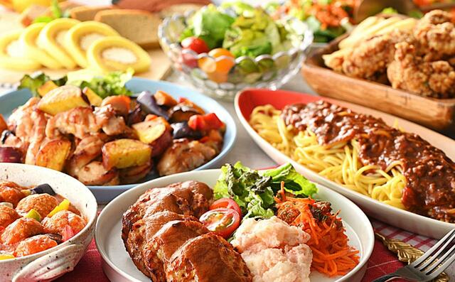 「充実のブッフェ」【お得な『レディースコース』が登場】