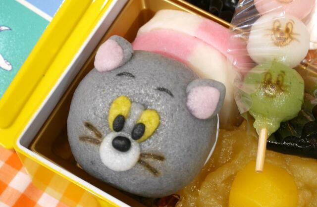 おせち・二段重「トムとジェリー」|21,900円(税込)