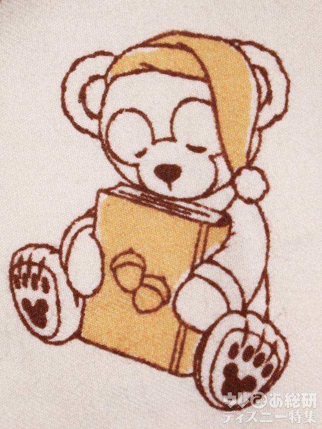 「オータムスリープオーバー」パジャマのデザイン（ダッフィー）