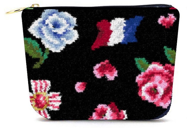 「FEILERハンカチ　VERSAILLES ROSE CHARMS　ポーチ」限定500枚、（メーカー希望小売価格）6,050円（税込）※10月後半～11月前半頃からジュエリーカミネショッピングサイトにて発売予定