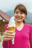 【大山・米子エリア】大山まきばみるくの里｜生乳たっぷりのソフトクリーム（350円）もオススメ！