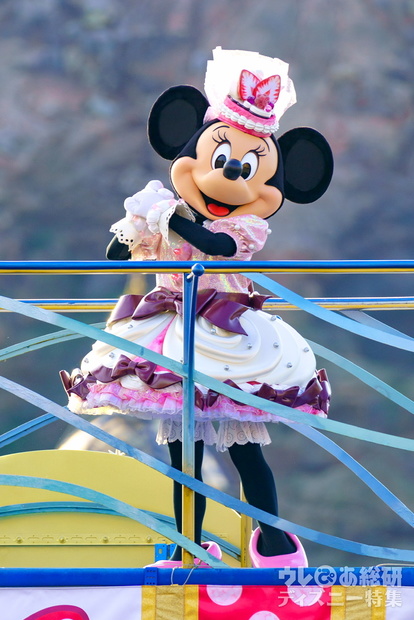 トータリーミニーマウス　カーテン　ディズニーランド　実写 トータリーミニーマウス実写カーテン | ☆やまあこ☆さんのディズニー日記