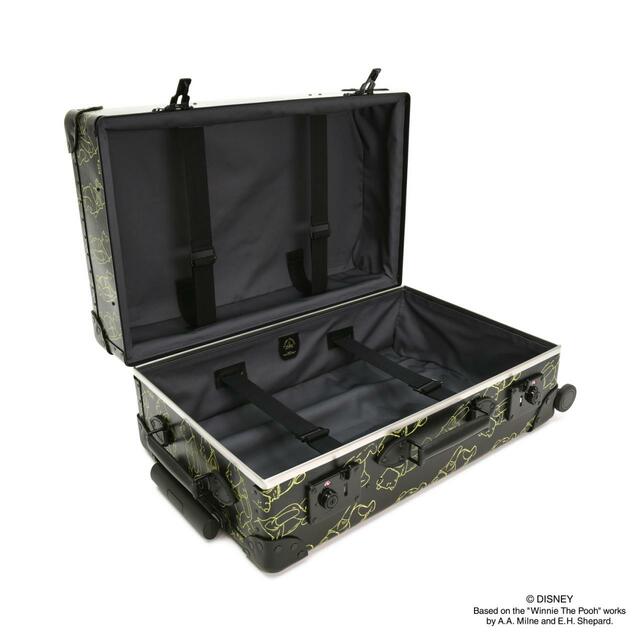 ミディアム チェックイン 4ホイール｜412,500円（税込）｜サイズ：W41.5×H67×D26cm｜グローブ・トロッター 「くまのプーさん（Winnie the Pooh）」コレクション