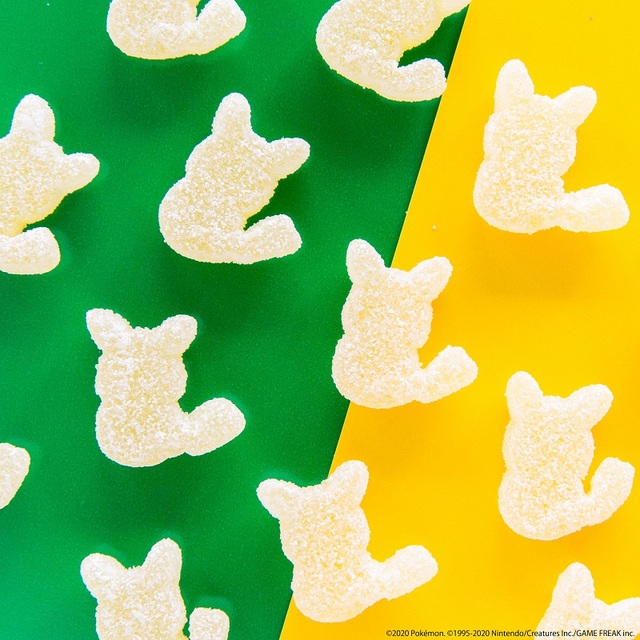 期間限定でハート型の中に「ピカチュウ（メス）型」が！