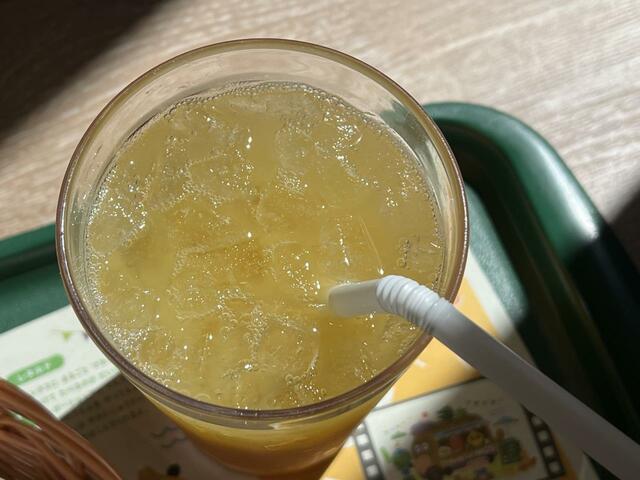 【モスバーガー モーニング野菜バーガー ドリンクセット 】コップで提供は嬉しい