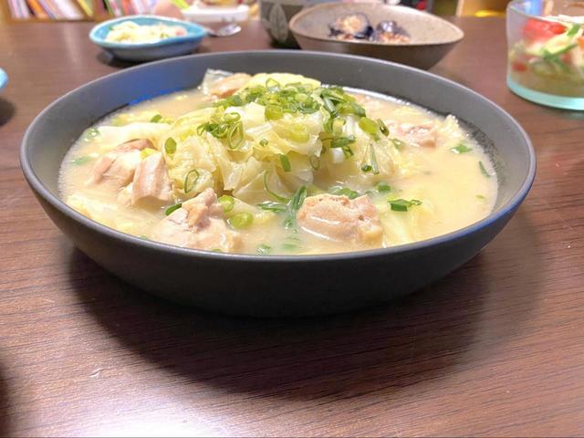 【Standard Products 深皿 21cm 黒】汁気の多いものにもおすすめ！