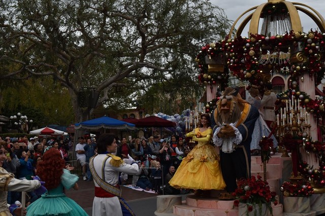 ベルと野獣になったアダム王子
