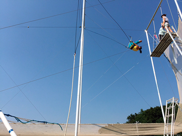 空中ブランコ Trapeze Heroes (トラピーズヒーローズ)