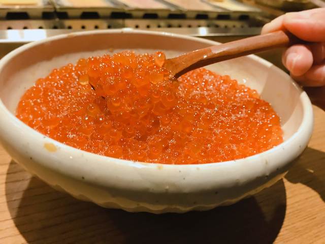 いくらかけ放題が999円！