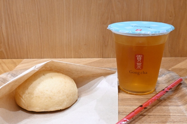 【ゴンチャ モーニングティーセット「叉焼メロンパン」】香港の飲茶で人気フードがゴンチャのモーニングで食べられる！