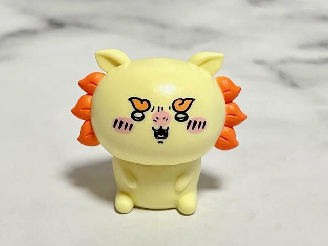 【ちいかわ：インテリアミニフィギュア4】「くやシーサー」の表情！