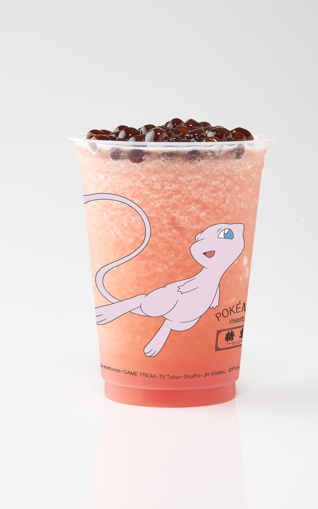 タピオカスイカスムージー：ミュウ柄 ©Nintendo・Creatures・GAME FREAK・TV Tokyo・ShoPro・JR Kikaku © Pokémon