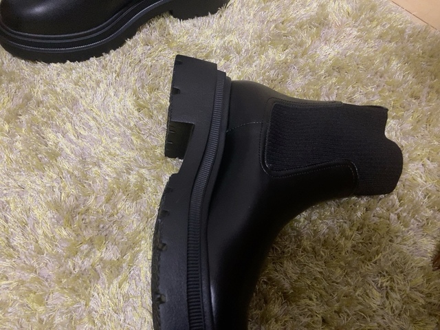 【GU リブニットソックスブーツ】抗菌防臭機能付きなので、長時間履く日も安心！