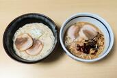 【渡辺製麺 一風堂 白丸・赤丸 973.6g（8食） 1398円】正統派の「白丸」（左）とピリ辛の「赤丸」（右）