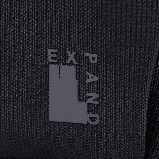 【アネロ「EXPAND5シリーズ」】“EXPNAND”シリーズのオリジナルロゴは本体と同系色の立体のラバープリント