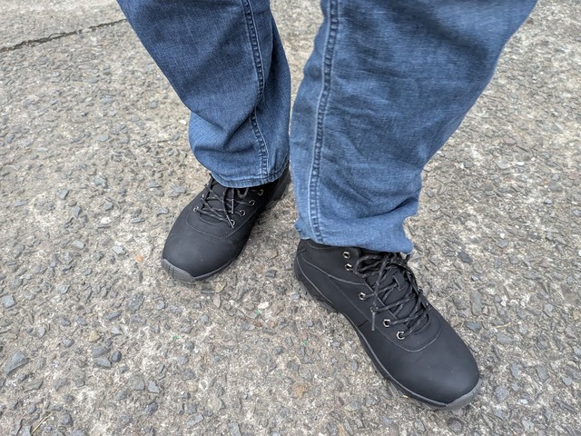 【ワークマン　ガレラス防寒ミッドカット】気温−2℃でも、裏ボアのおかげで足先の冷えはほとんど感じません！