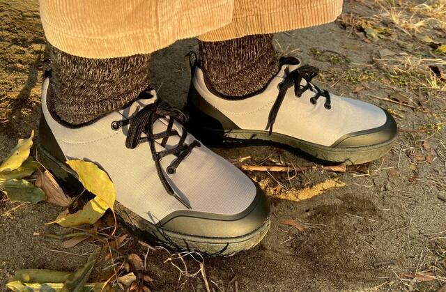 【ワークマン　ディアライト防水シューズ】長時間歩いても足裏が疲れにくく、防水靴とは思えない快適さ！