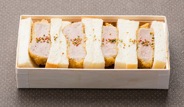 四元豚・フィレブリアンカツサンド